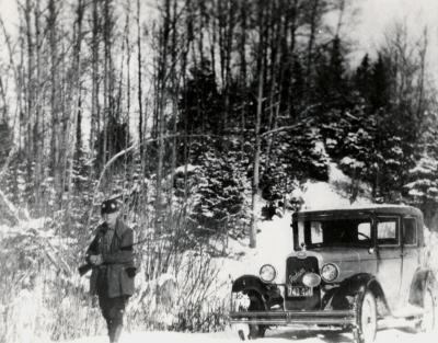 Hunter with Jackson automobile