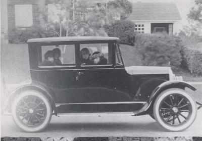 Women in motor car